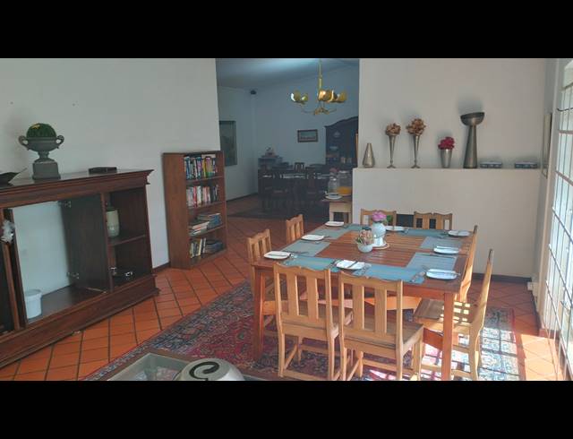 985M² GUESTHOUSE FOR SALE IN EQUESTRIA